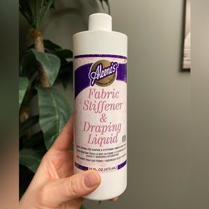 Aleene's Fabric Stiffener Flexible Glue Cosplay Prop Art / Crafts Dries Clear